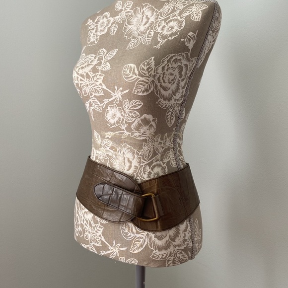 Il bisonte Accessories - IL Bisonte Wide Belt Croc Embossed Italian Leather Vintage Olive Green M to L
